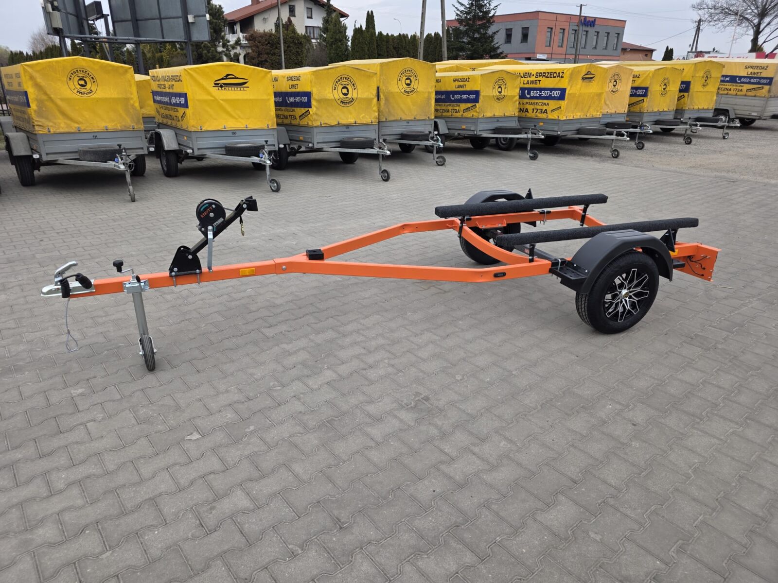 Przyczepa pod Skuter PL1/1S-750_K13 PODESTY POMARAŃCZOWY - Kamczepka