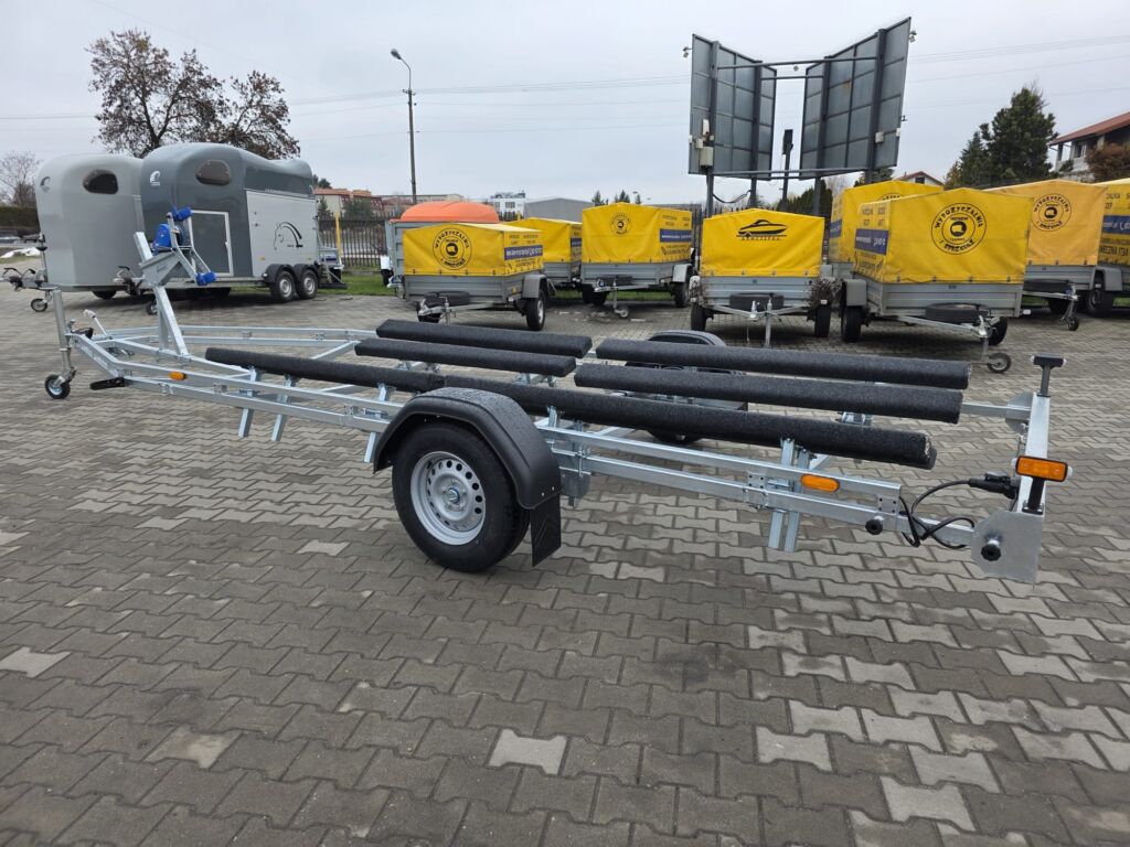 Przyczepa podłodziowa CATAMARAN “680” do 780 cm dł.  STANDARD 4 x  płoza 330 cm